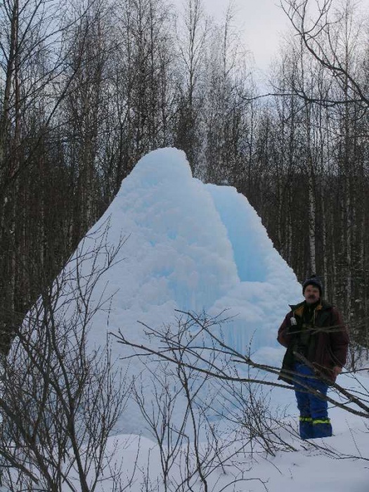 Ледяной фонтан Зюраткуля 2007