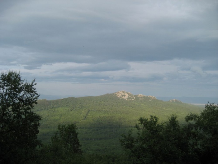 Малиновка со склона Кирели, солнце