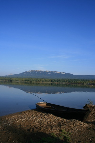 Вид на хребет Зюраткуль