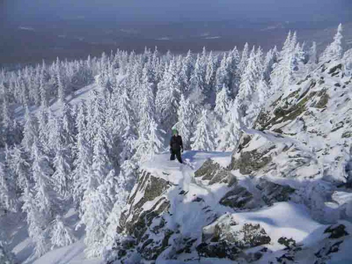 В зимних горах