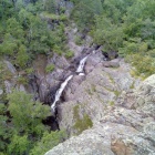 Второй снизу каскад водопада (самый высокий).