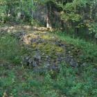 Кладка камней для строительства плотины, выдаваемея некоторыми за древнее захоронение